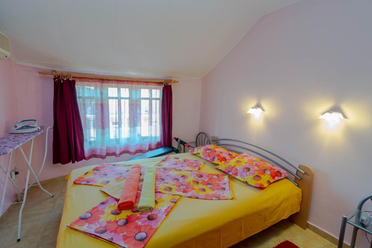 Fener Guest House Pomorie Ngoại thất bức ảnh